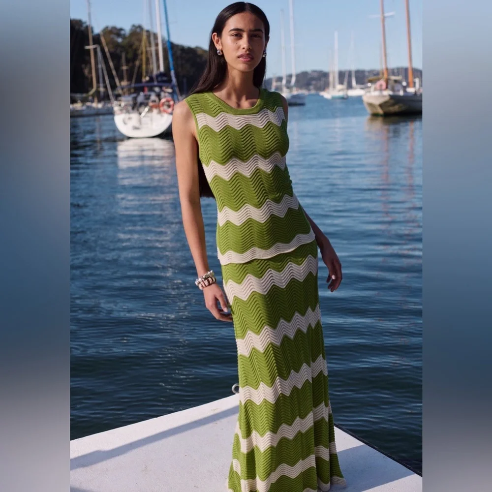 Green and White Chevron Knit Set - Picture 1 of 4